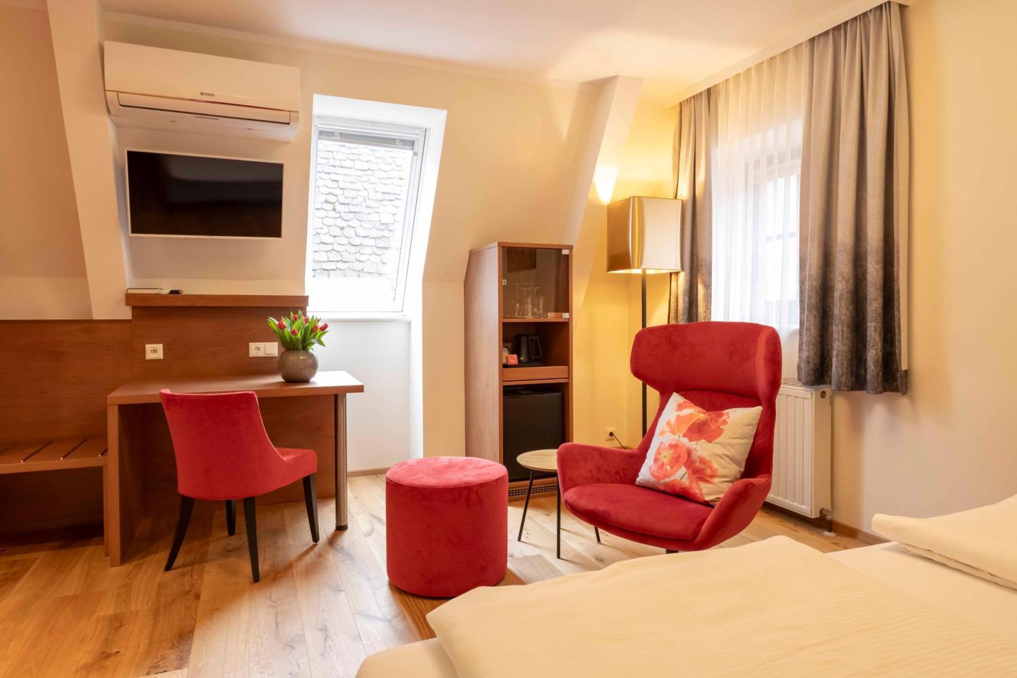 Landhotel Mader Steyr Exterior foto