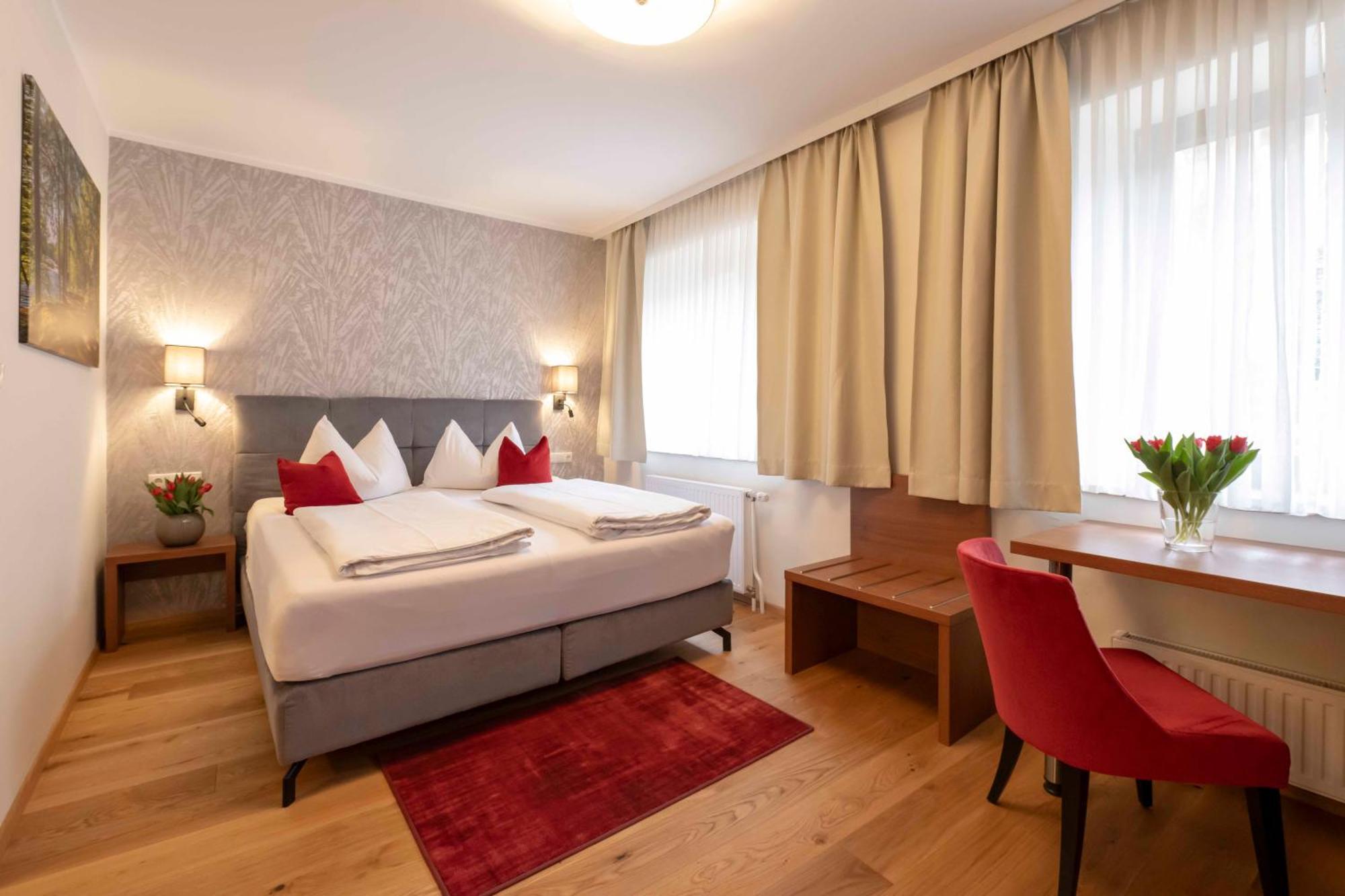 Landhotel Mader Steyr Exterior foto