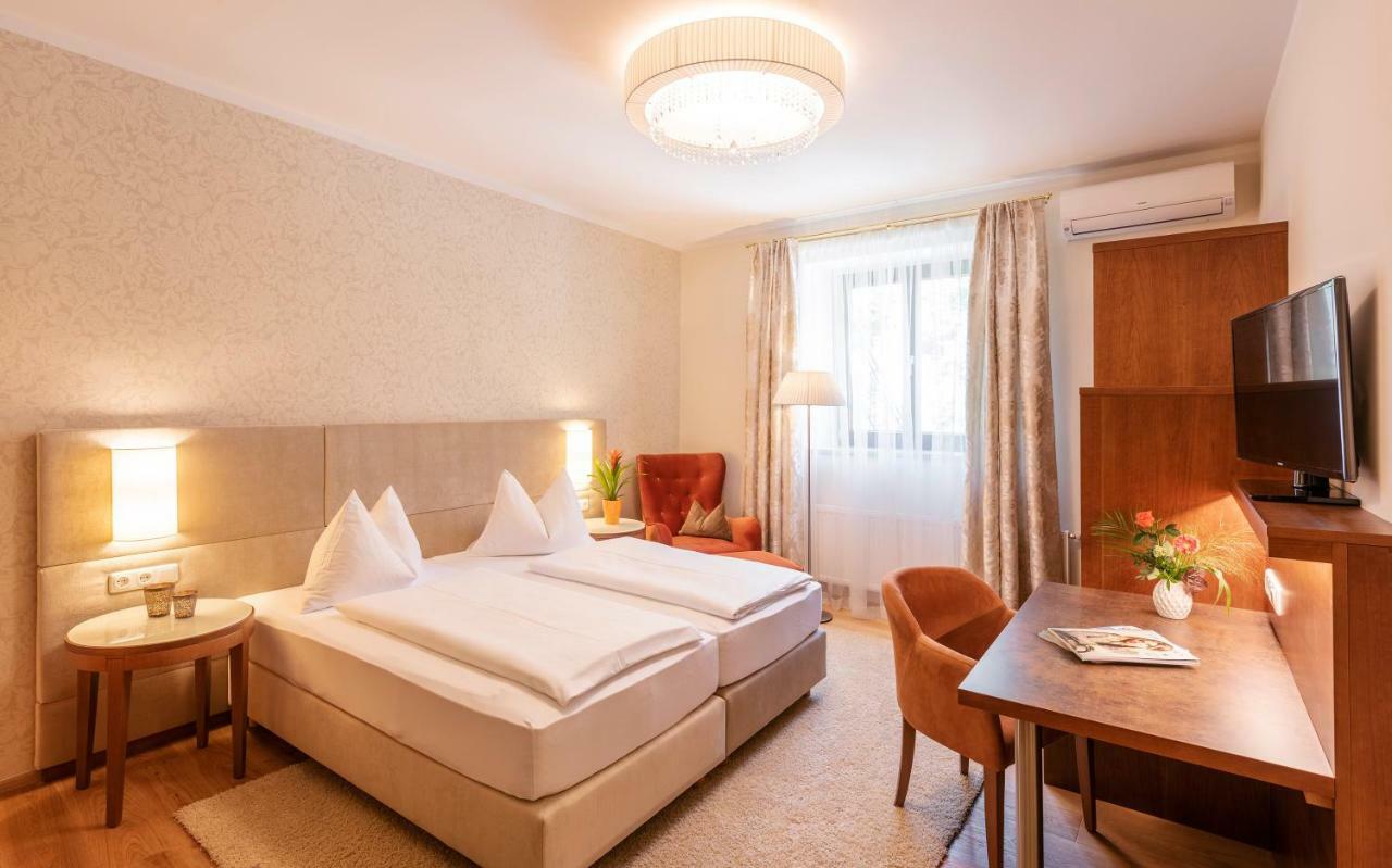 Landhotel Mader Steyr Exterior foto